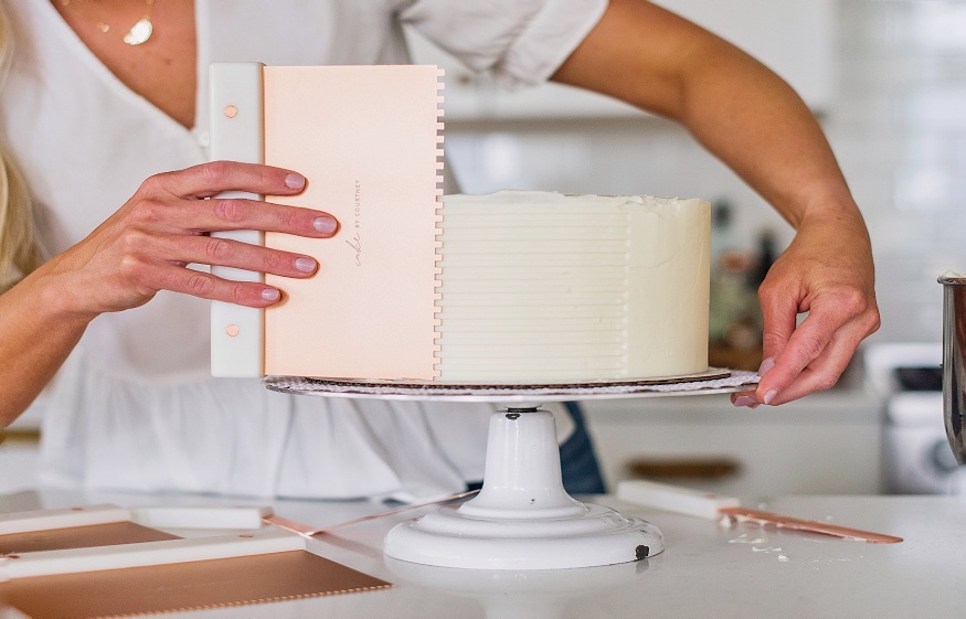 Essential Tools and Eco-Friendly Materials for Home Bakers and Cake Decorators
